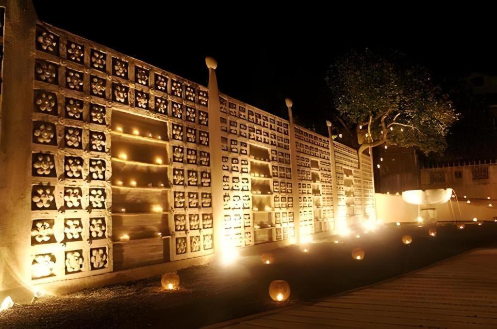Hacienda Isabella Hotell Tagaytay City Exteriör bild